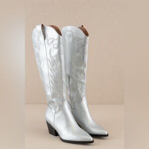 🎄 💠New Oasis Society Silver Sparks Boots